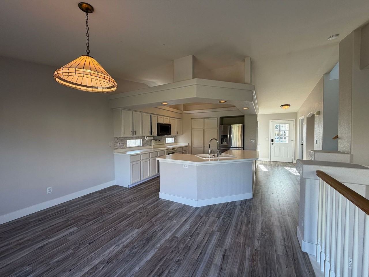 4052 Flanders St - Photo 5 of 27