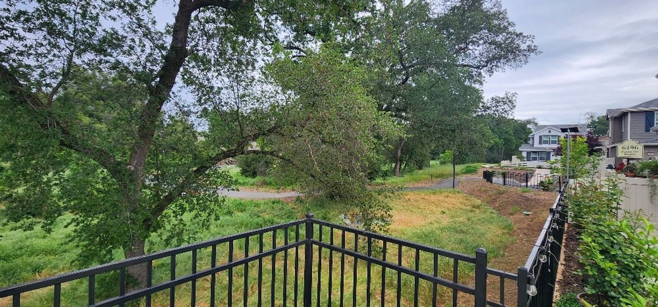 6194 Paseo De Harris - Photo 3 of 21