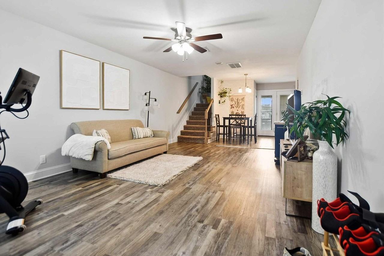 2026 Jackie Lorraine Dr - Photo 2 of 16