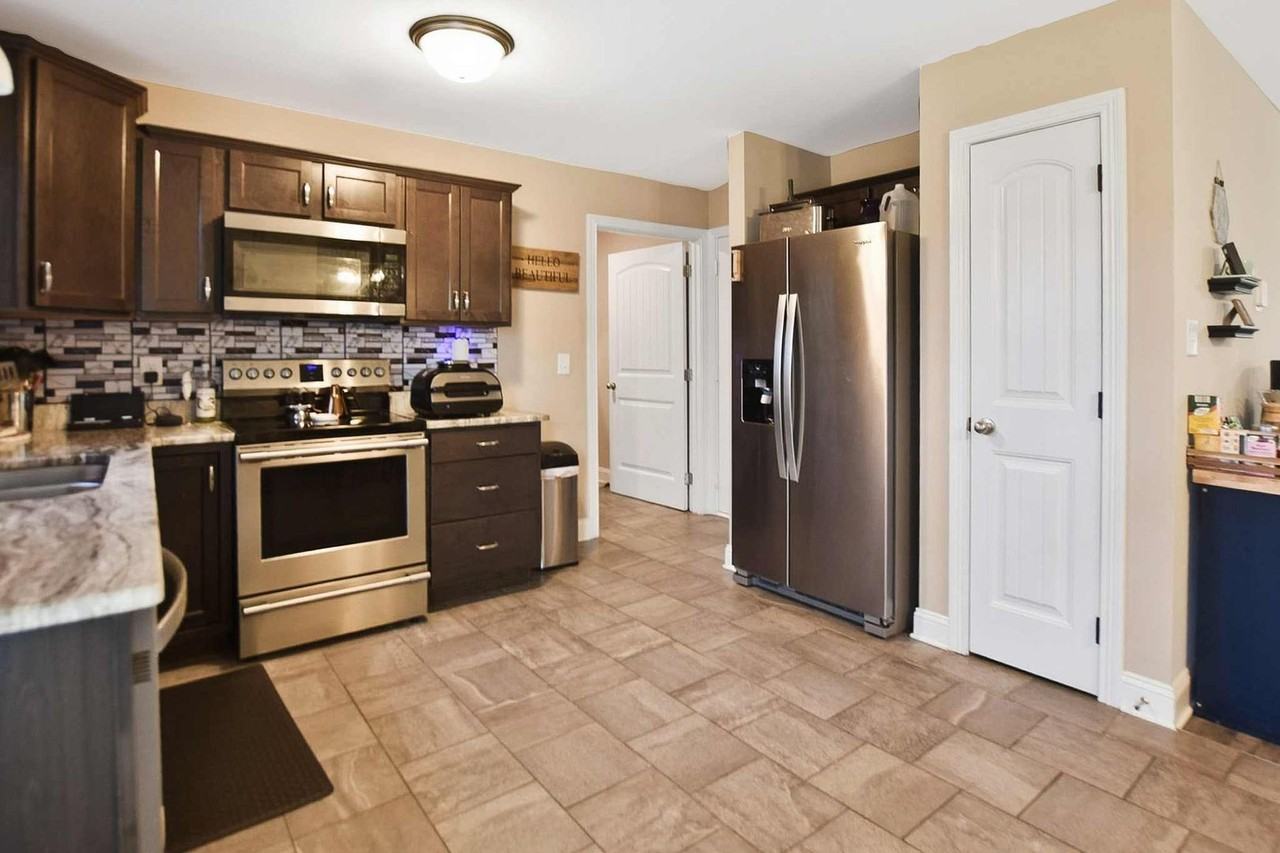 2026 Jackie Lorraine Dr - Photo 6 of 16