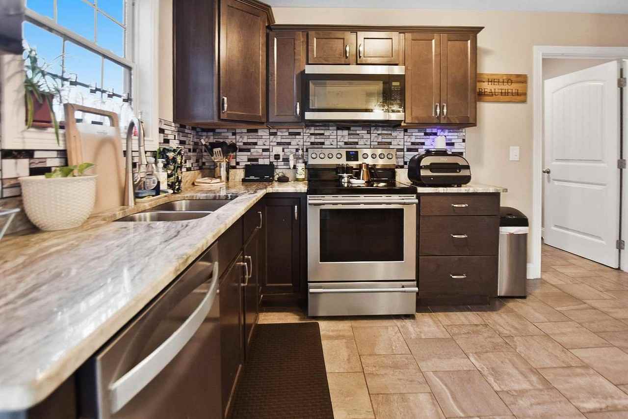 2026 Jackie Lorraine Dr - Photo 7 of 16