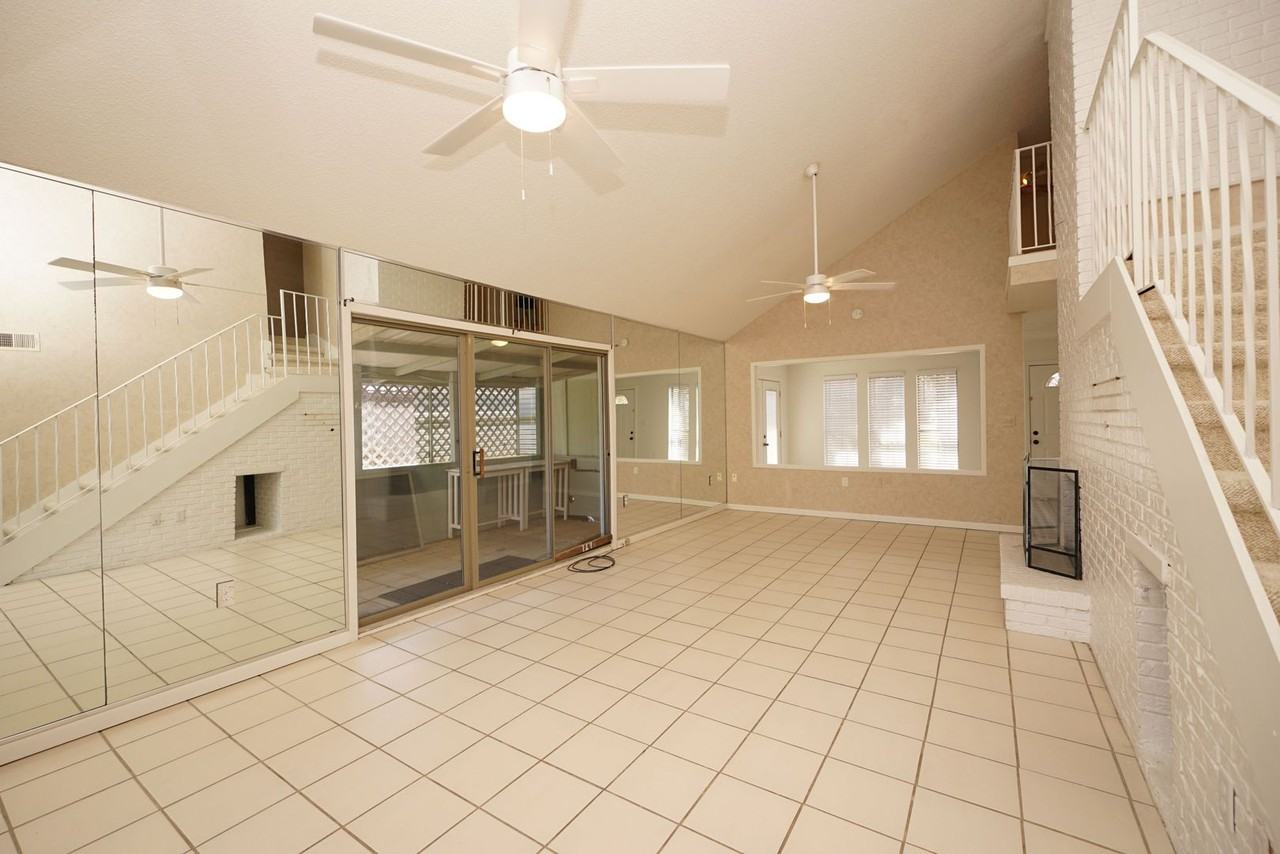 28 Solar St - Photo 4 of 41