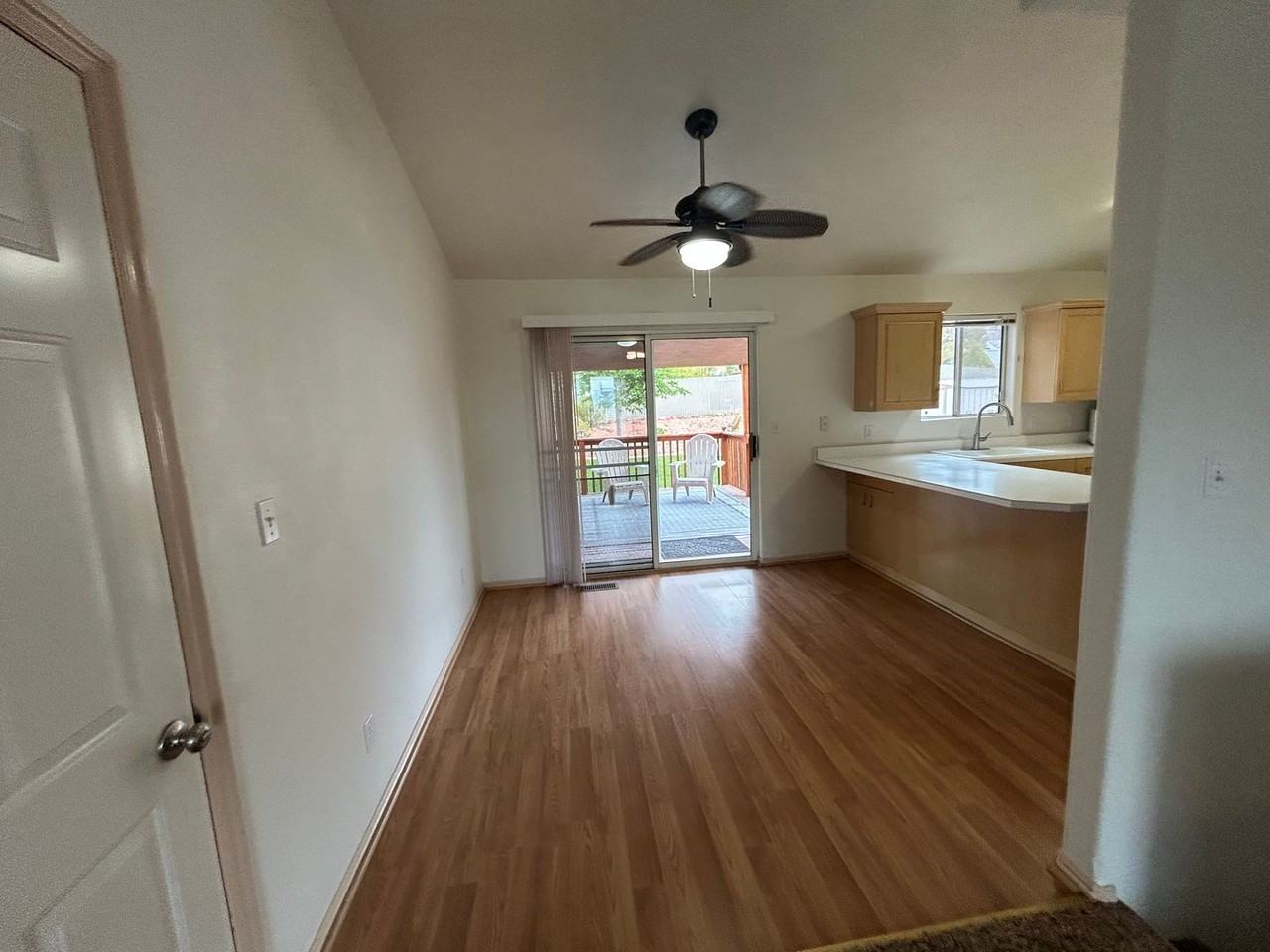 125 E 300 N - Photo 7 of 40