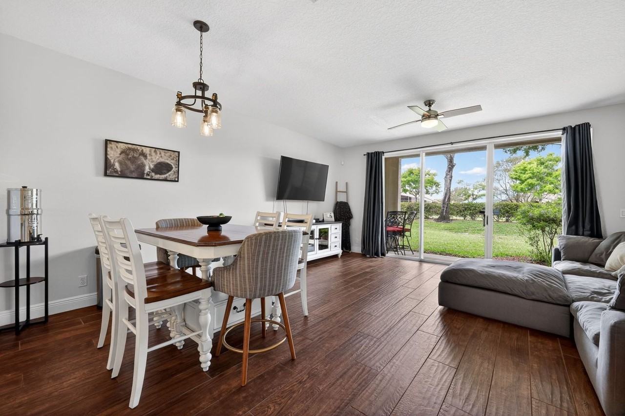 8023 Bellagio Ln - Photo 5 of 20