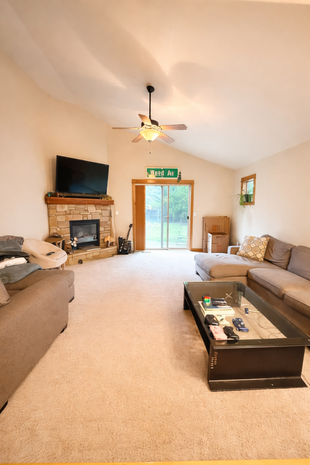 60813 Sawtooth Mountain Ln - Photo 2 of 14