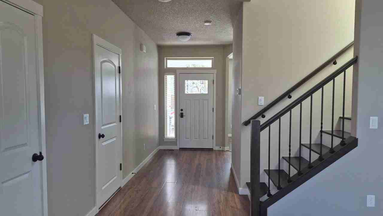 4231 Ne 157th Ct - Photo 6 of 31