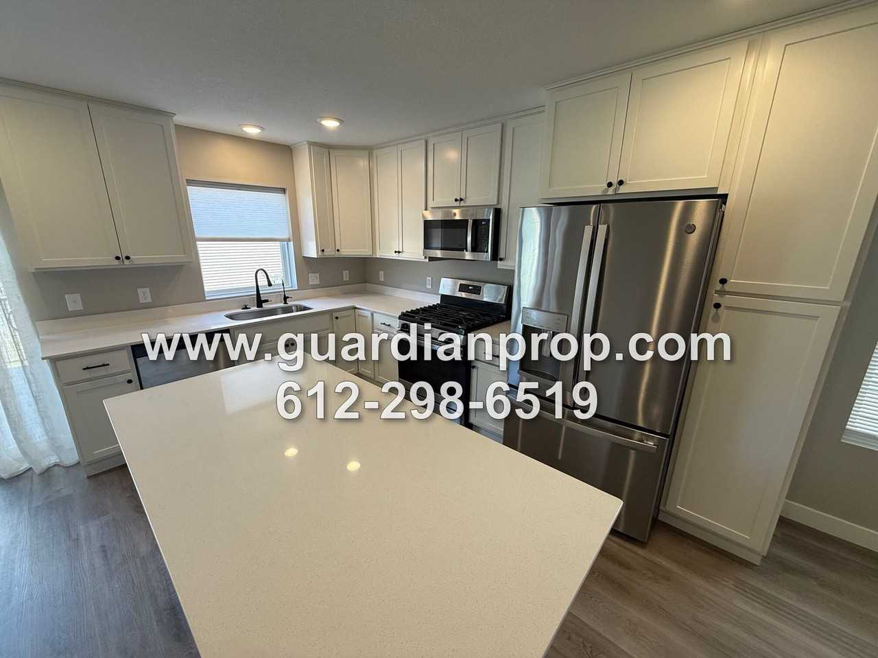 8853 Granite Ct - Photo 4 of 20