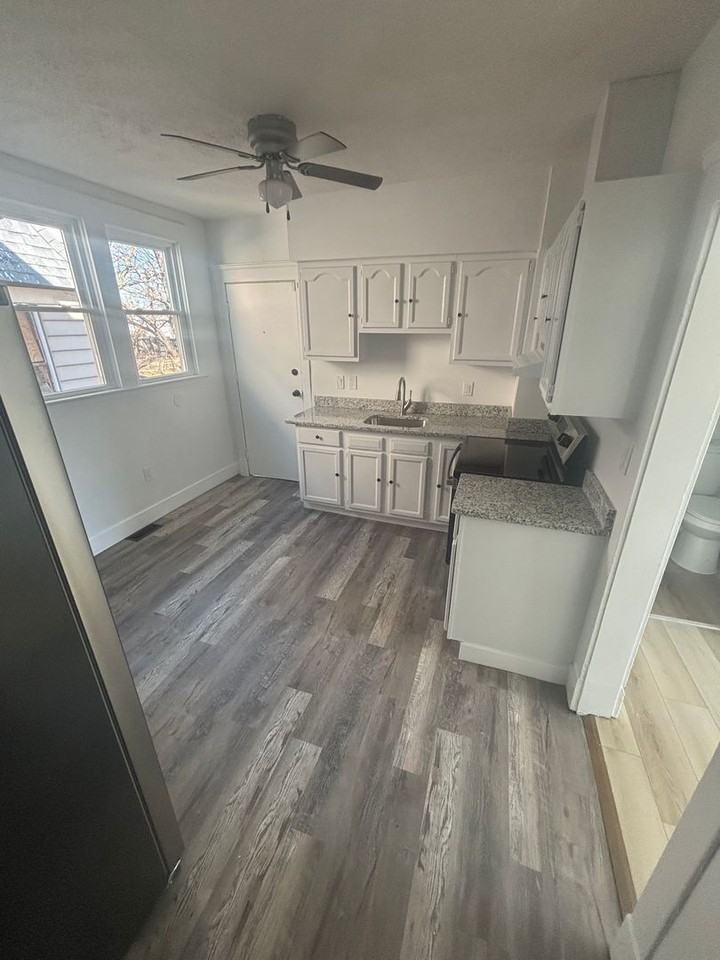 10523 Helena Ave - Photo 7 of 14