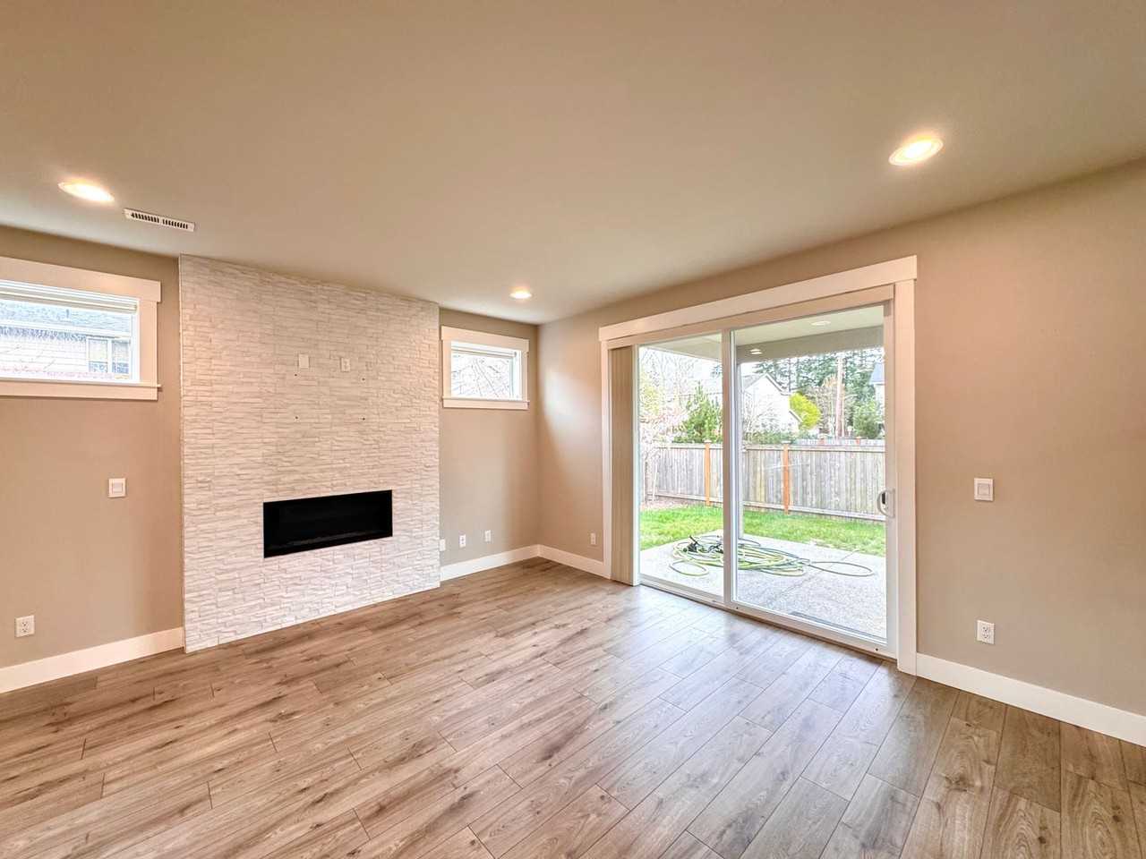 20811 9th Pl W - Photo 7 of 22