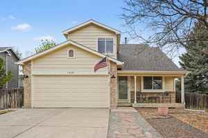 featured image of 12091 Forest Way