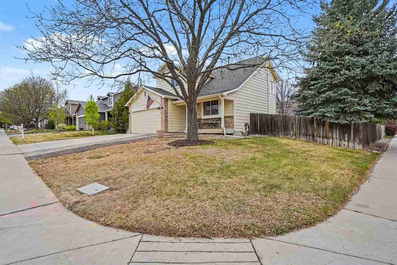 12091 Forest Way - Photo 4 of 22