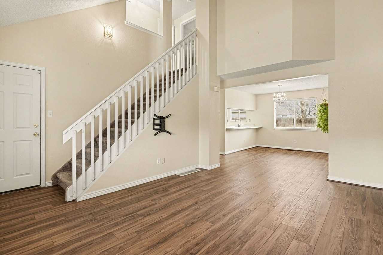 12091 Forest Way - Photo 7 of 22