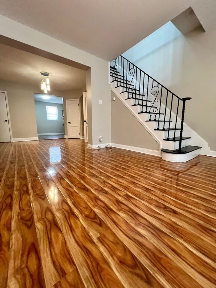 4227 Neilson St - Photo 3 of 22