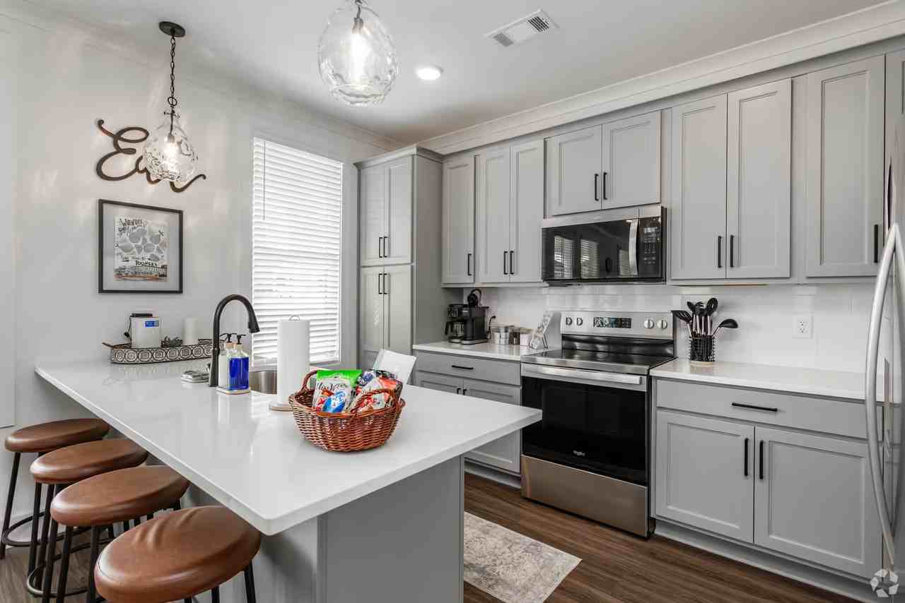 652 Haley Ln #1201 - Photo 4 of 45