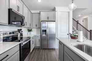 featured image of 652 Haley Ln #1301