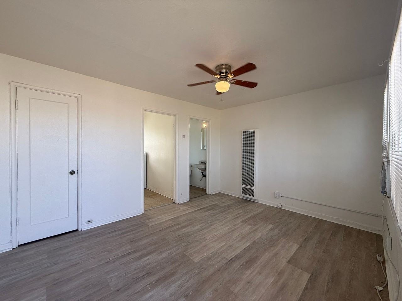 38717 6th St E #4 - Photo 3 of 7