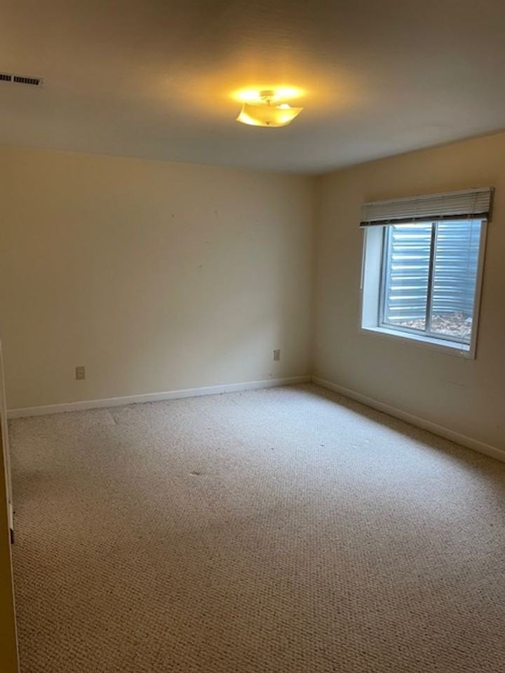 5501 Fossil Ridge Dr #E - Photo 5 of 5