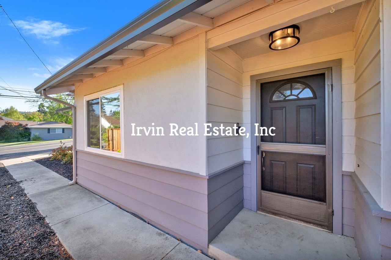 1896 2nd Ave - Photo 2 of 21