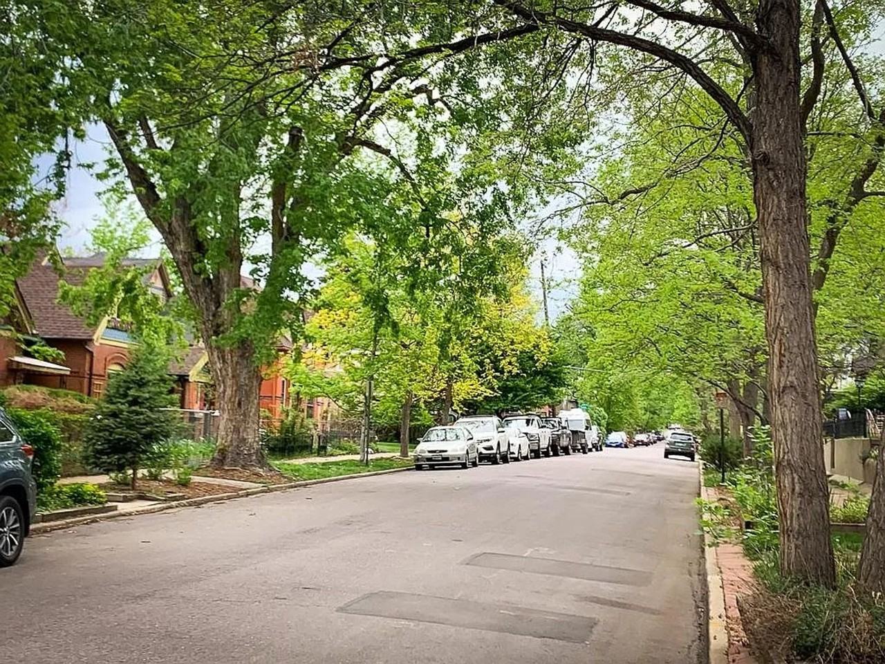 3216 W Hayward Pl - Photo 2 of 37