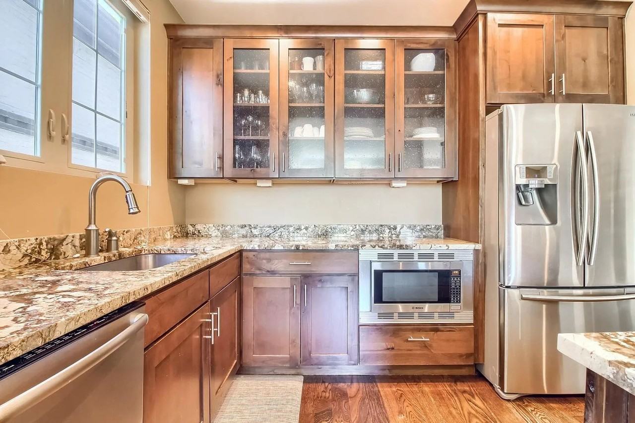 3216 W Hayward Pl - Photo 7 of 37