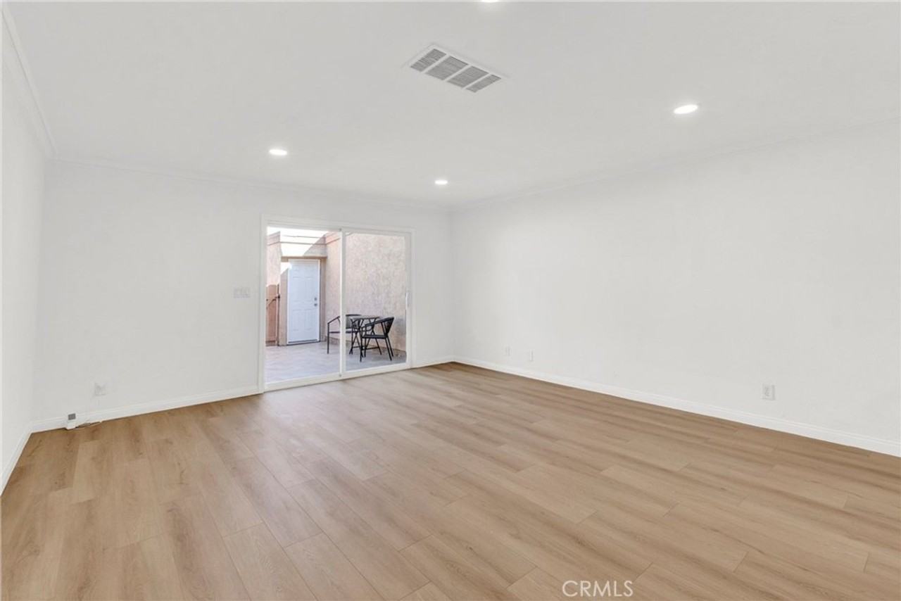 603 Beverly Pl - Photo 6 of 29