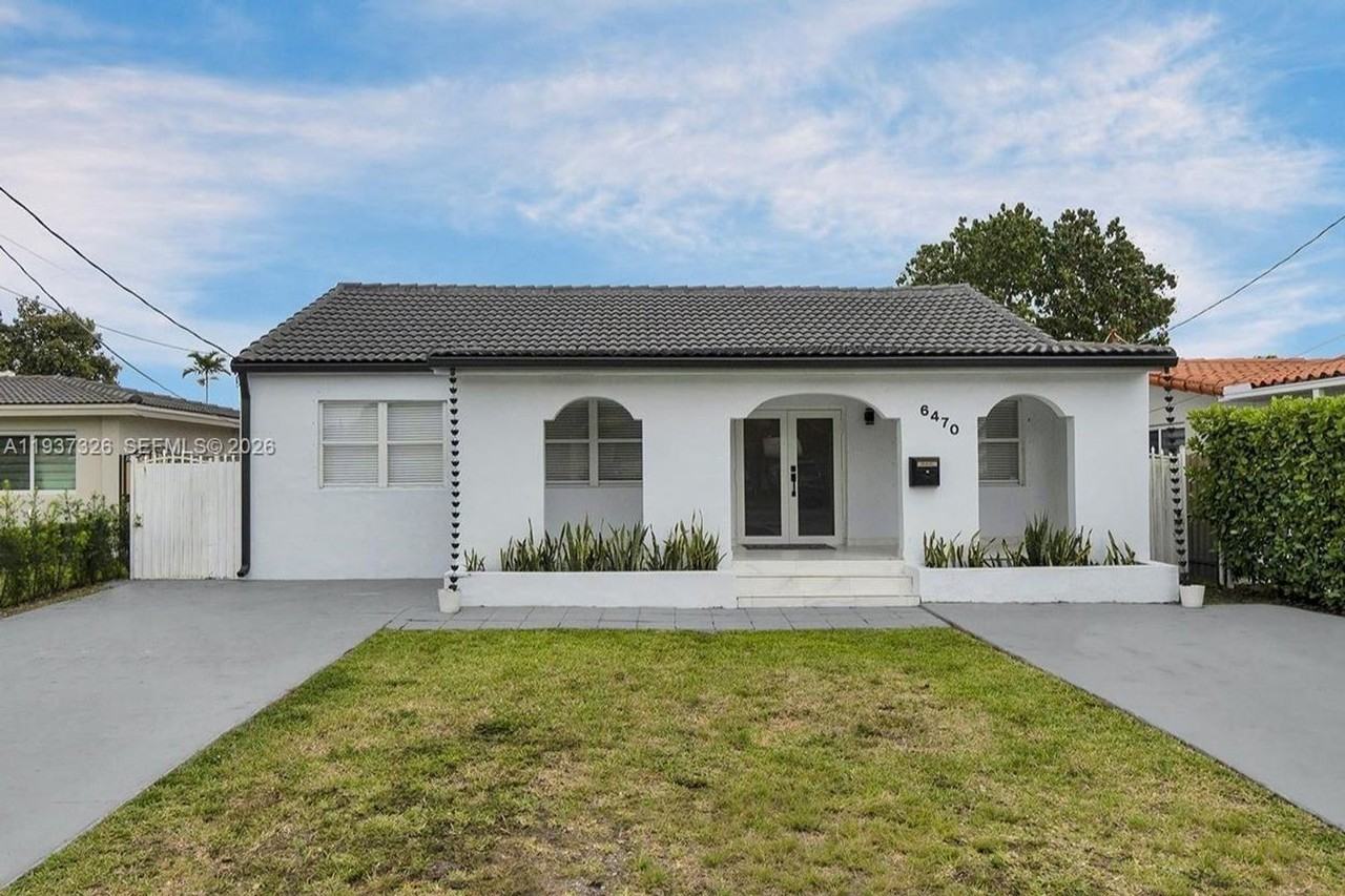 6470 Sw 27th St - Photo 7 of 17