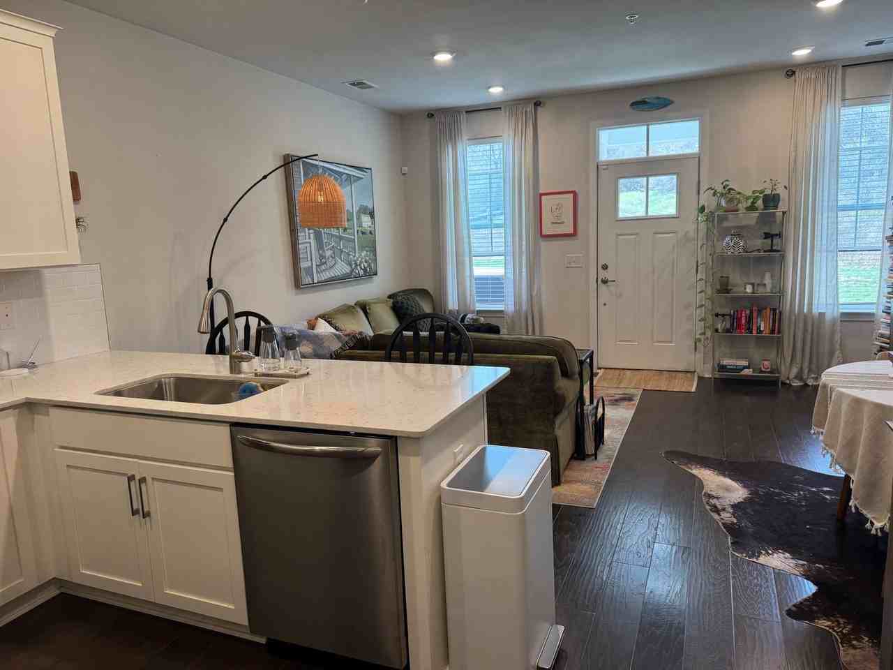 963 Skylar Ct - Photo 7 of 22