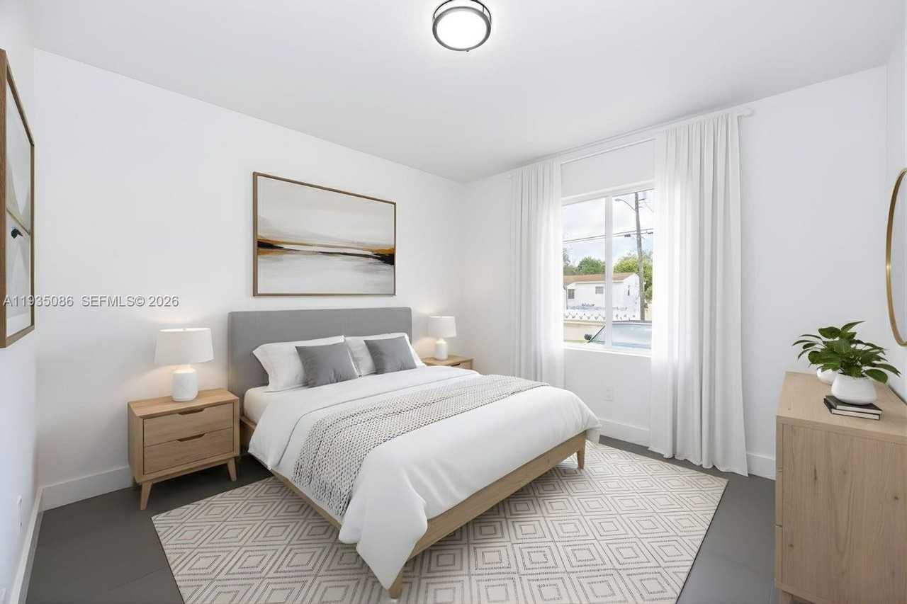 1866 Nw 91st St - Photo 6 of 11