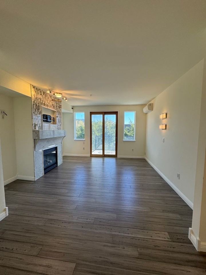 21287 Se 42nd Ln - Photo 2 of 18