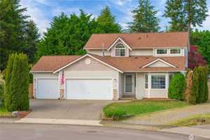 featured image of 19605 84th Ave E