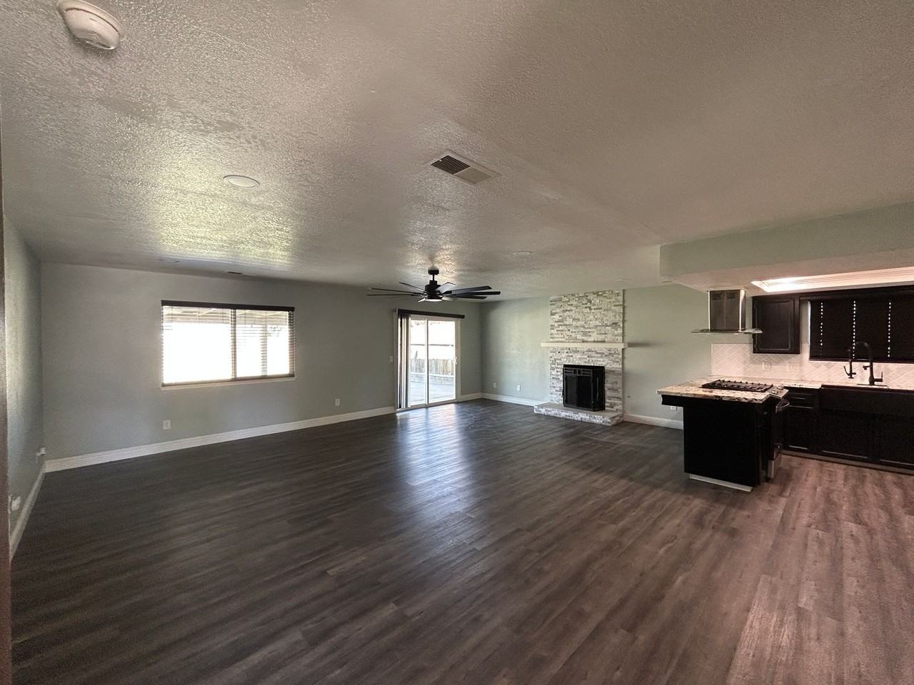 1758 Harding Ave - Photo 7 of 18