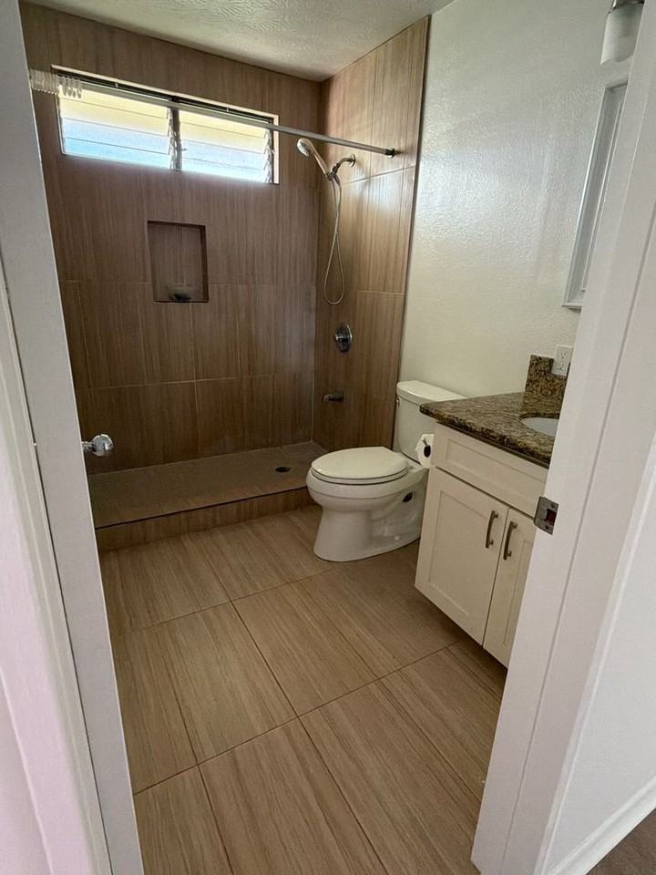 3437 Aliamanu St #B - Photo 5 of 11