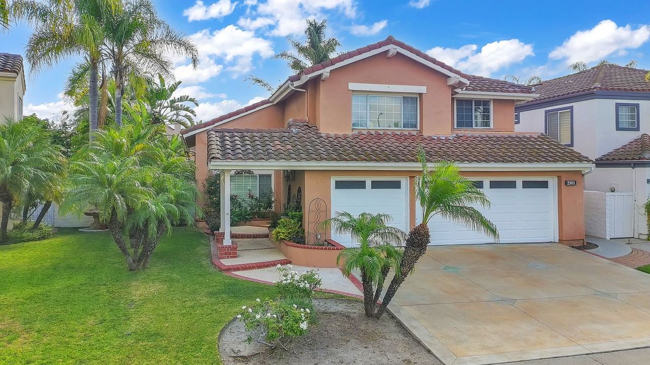 2101 Vallejo Dr - Photo 2 of 46