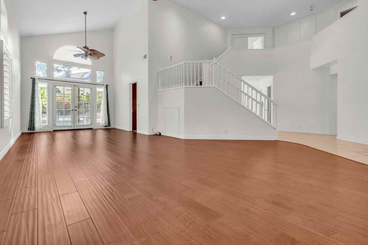 2101 Vallejo Dr - Photo 5 of 46