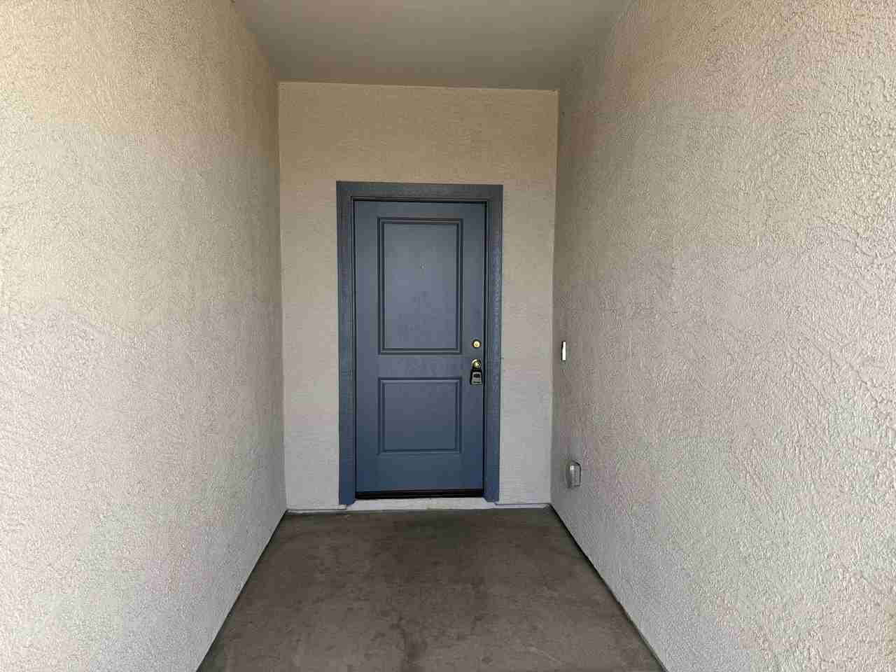 1060 W Castle Ct - Photo 2 of 43