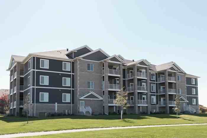 Coral Ct - Photo 2 of 26