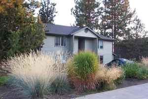 featured image of 1725 Sw Forest Ridge Ave