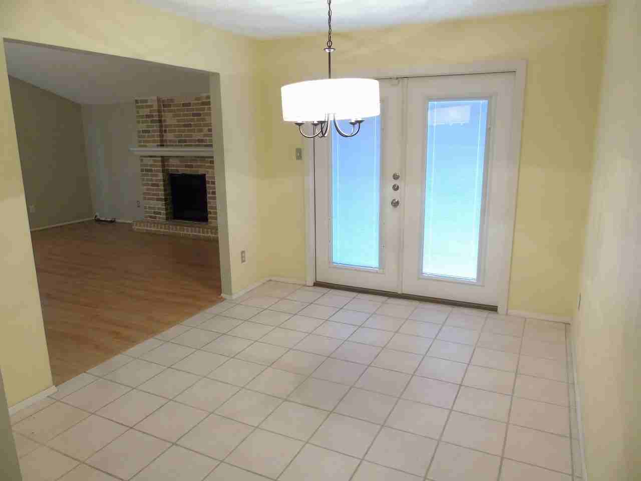 11108 Applewood Dr - Photo 6 of 18