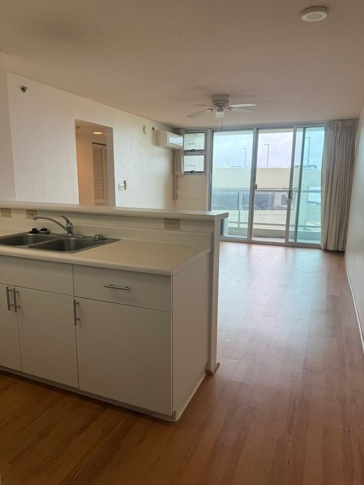 215 N King St #603 - Photo 2 of 25