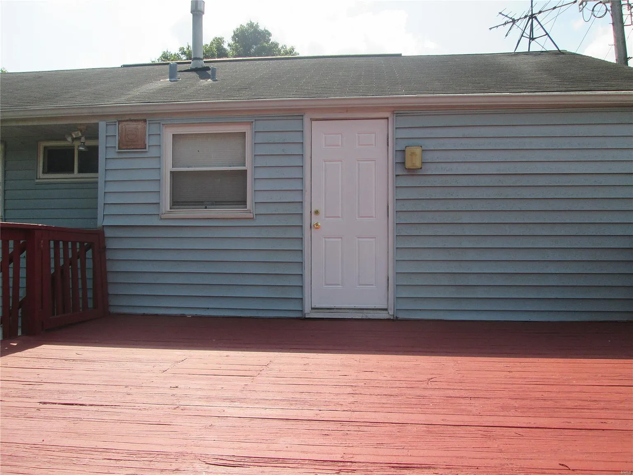 227 Shepley Dr - Photo 7 of 16