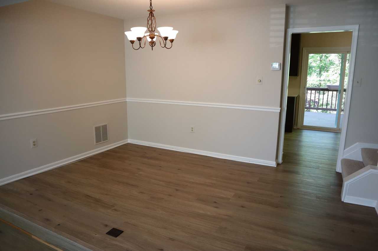 10848 Douglas Ave - Photo 6 of 34