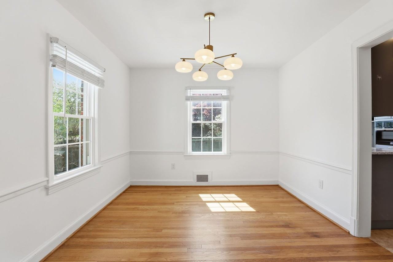 618 Wayne Ave - Photo 7 of 33