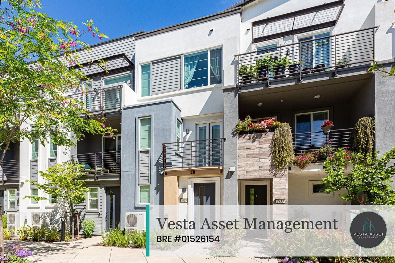 2831 Tradewind Ct - Photo 2 of 22