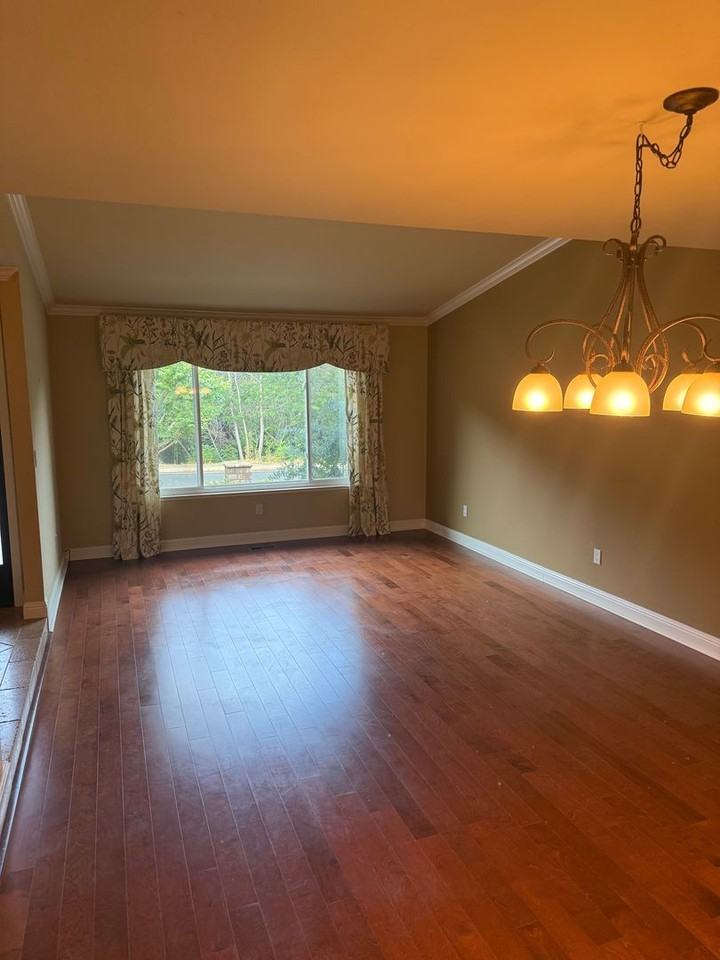 7 El Portal Dr - Photo 2 of 29