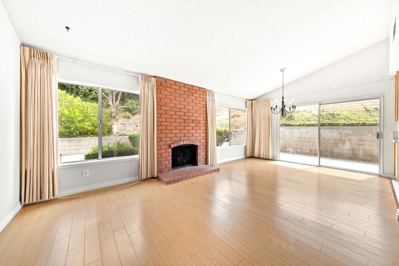 29220 Posey Way - Photo 5 of 17