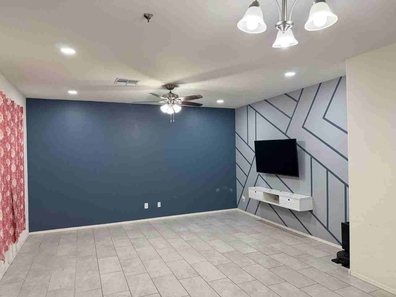 7217 W Golden Ln - Photo 7 of 34