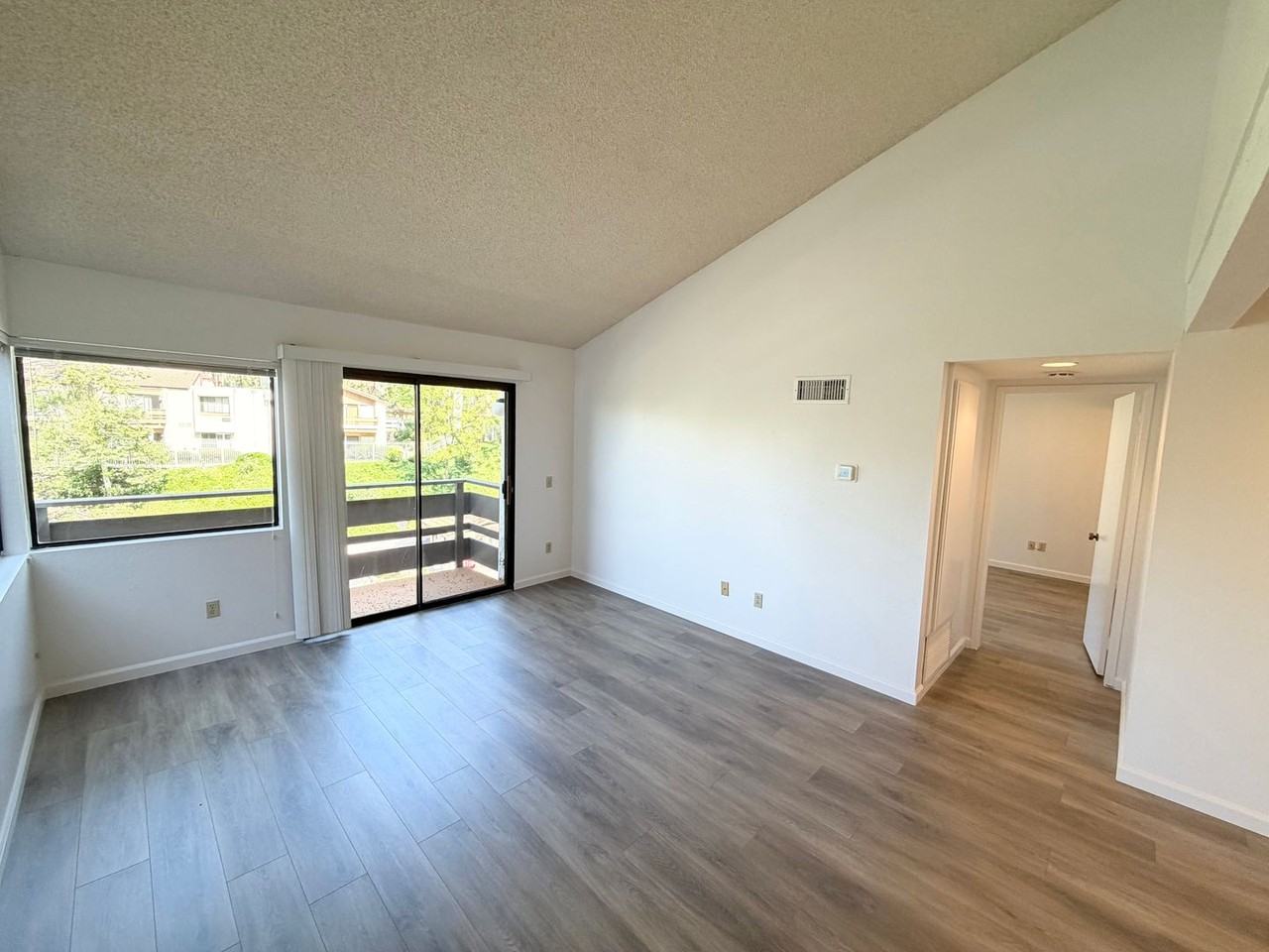 22734 Lakeway Dr #350 - Photo 3 of 13