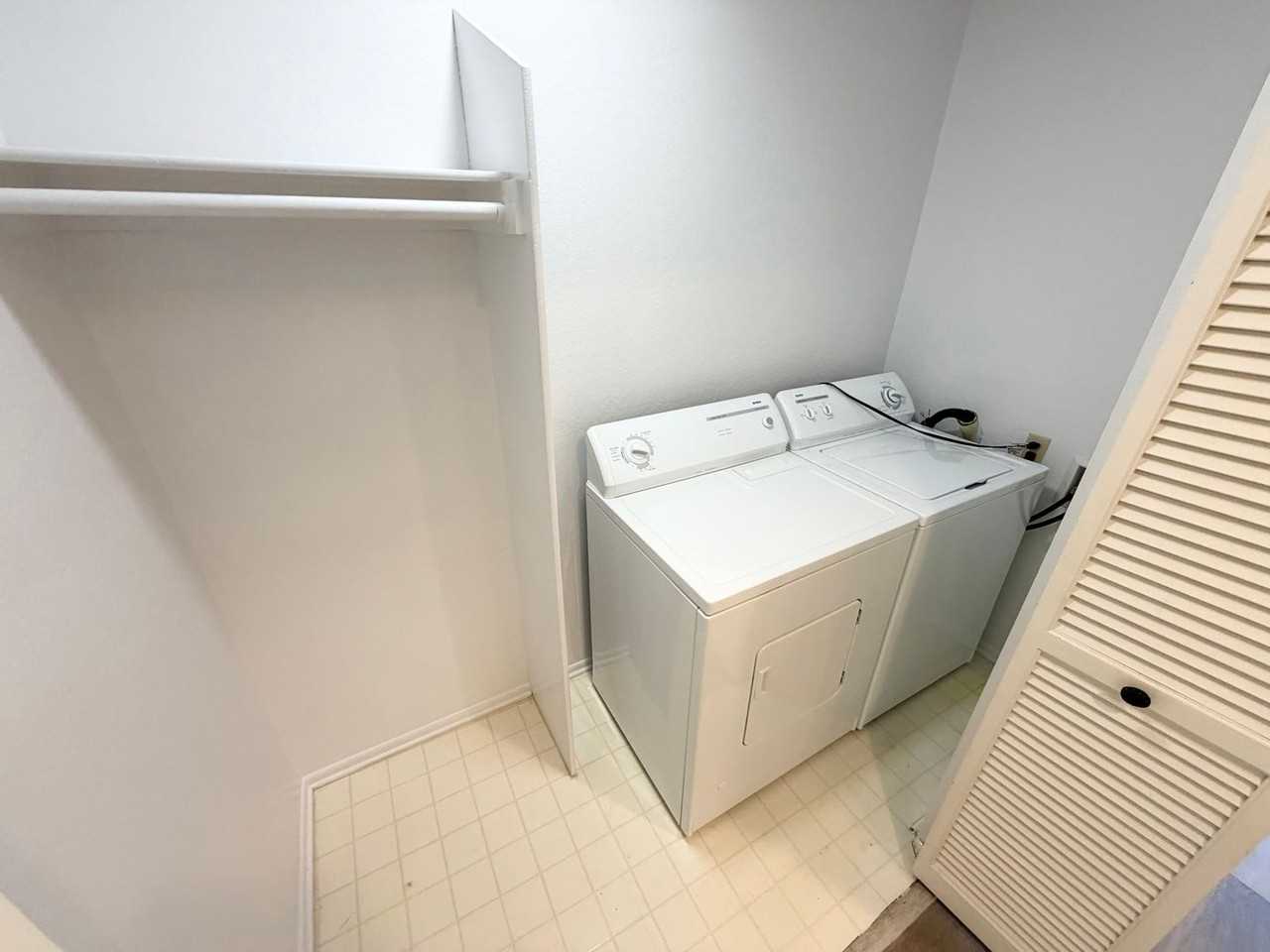 22734 Lakeway Dr #350 - Photo 6 of 13