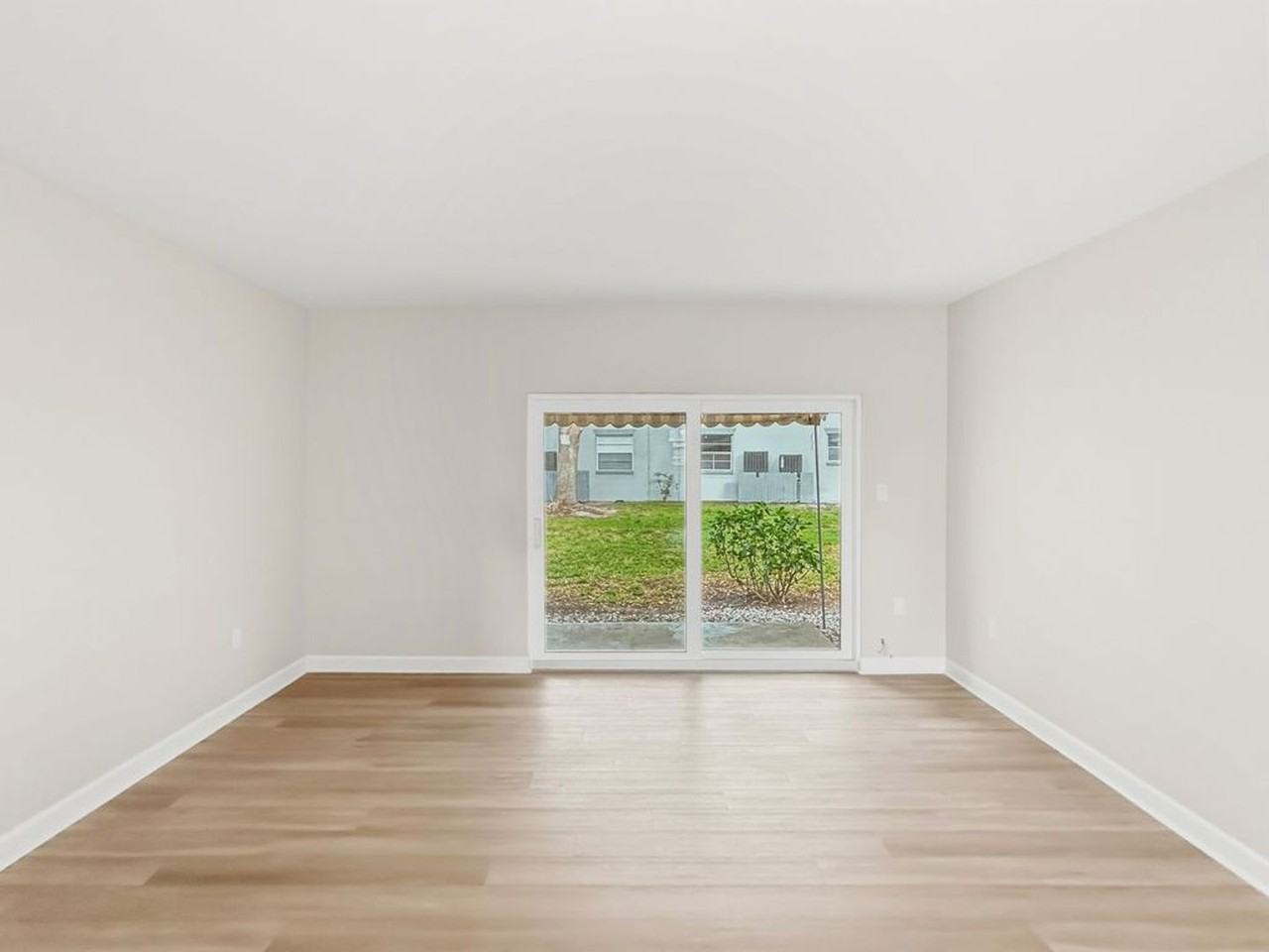 1140 Rue Des Rois #1140 - Photo 4 of 20