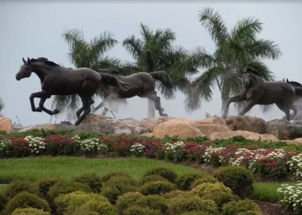 9175 Michael Cir #2 - Photo 5 of 31